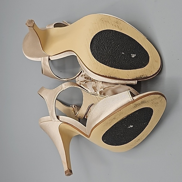 Kelly & Katie Champagne Heeled Dress Sandals Size: 9 - Picture 6 of 8
